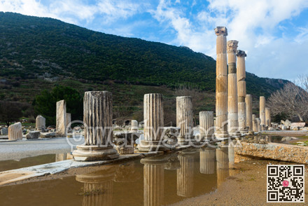 Remaining elements of State Agora columns in Ephesus, Turkey